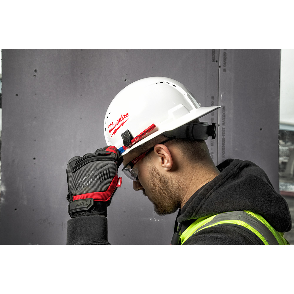 CASCO VENTILADO ALA COMPLETA TIPO I DE CLASE C (48-73-1010) MILWAUKEE