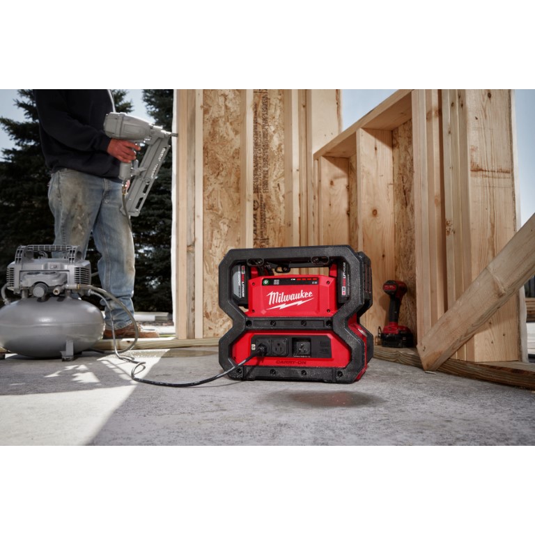 FUENTE DE ALIMENTACIÓN M18™ CARRY-ON™ 3600W/1800W (2845-20) MILWAUKEE