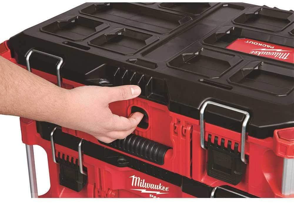 CAJA DE HERRAMIENTAS PACKOUT 75 LB IP65 (48-22-8424)